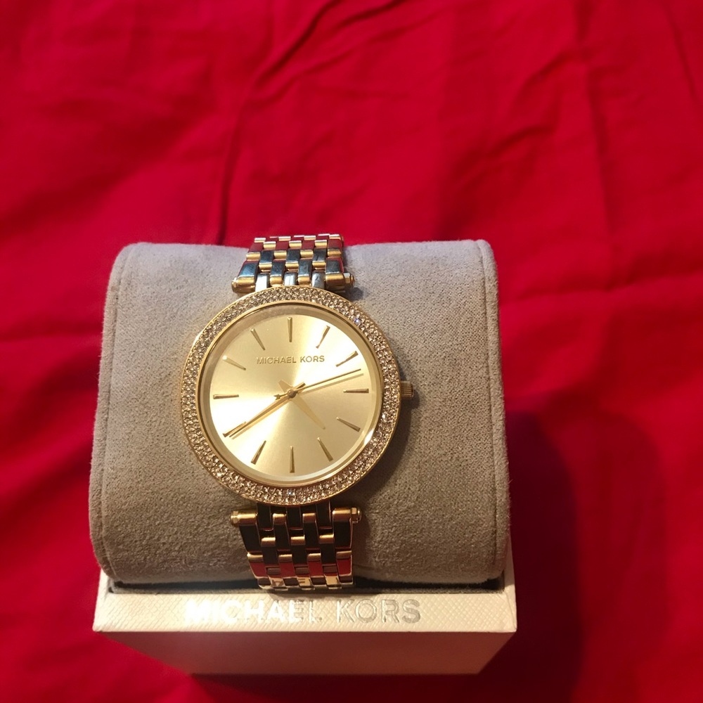 Watch - Picture 3 of 4